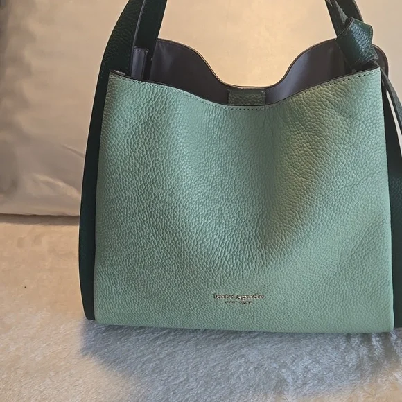 EUC Kate Spade New York Pebbled Leather Knott Colorblock Green With Wallet - Picture 3 of 15